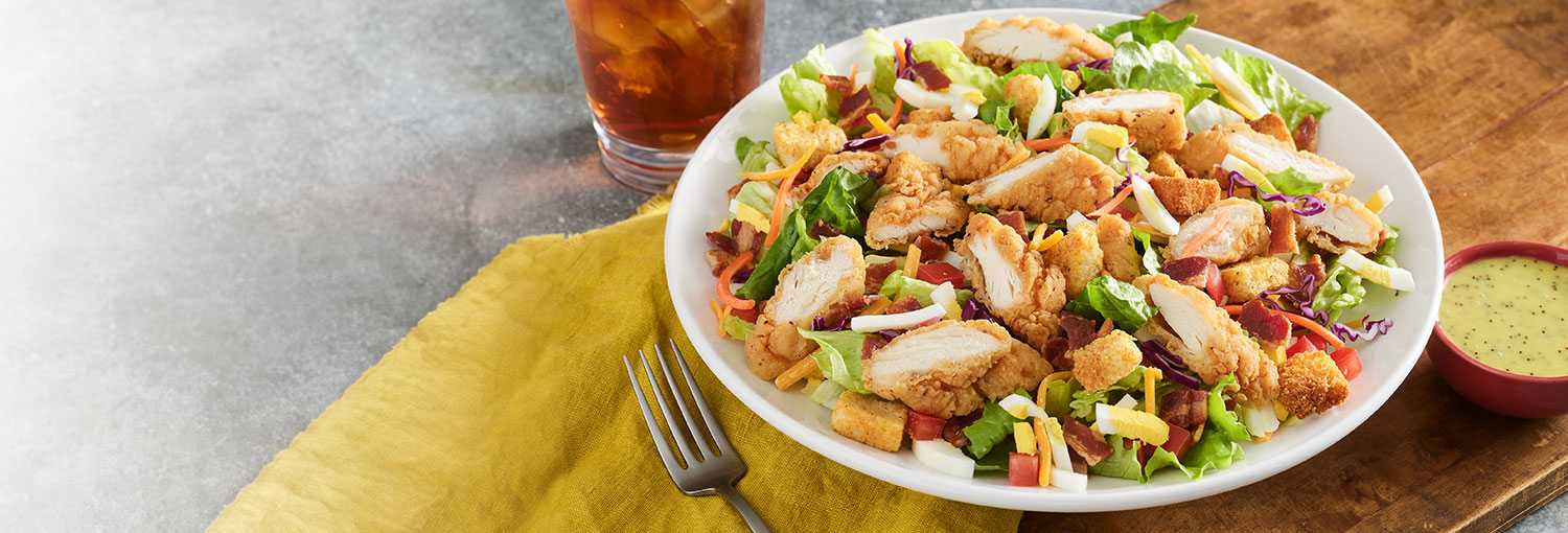 Crispy Chicken Tender Salad | Red Robin