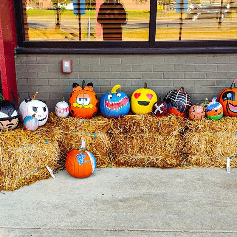 Pumpkin painting at Red Robin